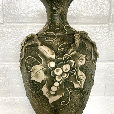 AntMossGrapeVase1